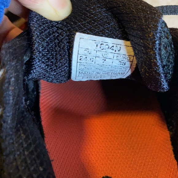 ASICS Gel Running Shoes - Picture 6 of 6